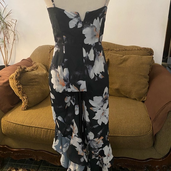 Floral jumpsuit from Lulus - Picture 4 of 5